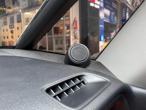 就換喇叭可以提升音質嗎？本田飛度改裝JBL音響-雲浮雲星汽車音響