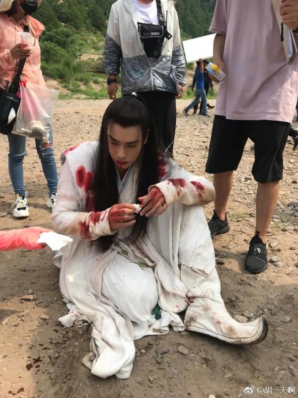 素人胡一天,逆襲為演員 素人胡一天,逆襲為演員