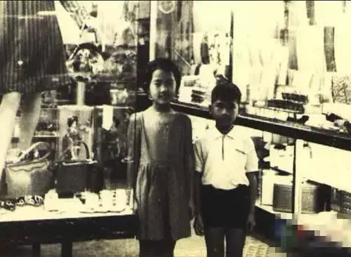 齊秦、王傑跌下神壇:長江後浪推前浪,歌壇容不下“過氣天王”? 齊秦、王傑跌下神壇:長江後浪推前浪,歌壇容不下“過氣天王”?