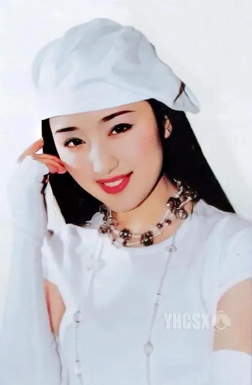 楊鈺瑩哪裡像個50歲的人啊,這狀態太好了吧 楊鈺瑩哪裡像個50歲的人啊,這狀態太好了吧