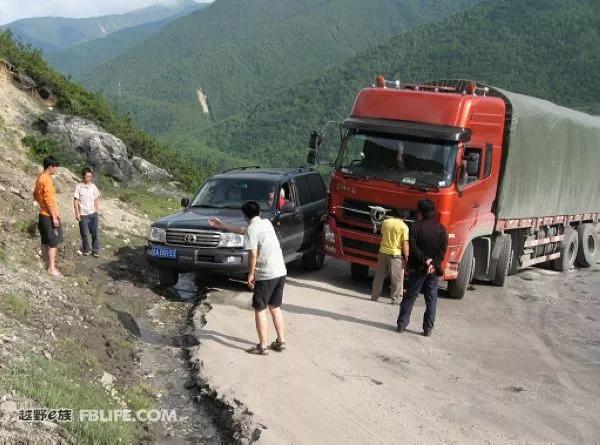 &OpenCurlyDoubleQuote;非常1&plus;4&rdquo;之&OpenCurlyDoubleQuote;爛慢&rdquo;西藏行（八十三）上前加塞