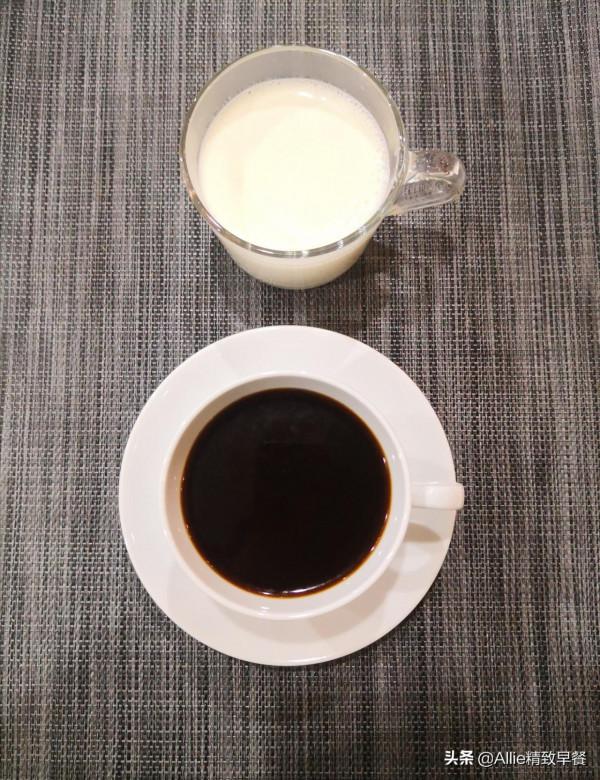 早餐不知道吃什麼，看看我的營養早餐，有葷有素有粗糧，真全面