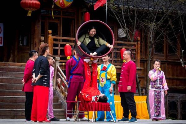 大年初一到十五 寶華山第六屆花山古廟會演繹特色年味 大年初一到十五 寶華山第六屆花山古廟會演繹特色年味