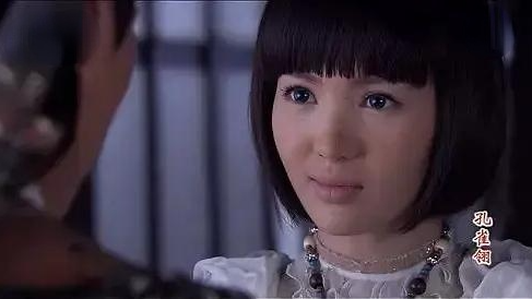 娛樂圈這8位女星被整容毀掉，有人臉僵如石，有的“堪比換頭”