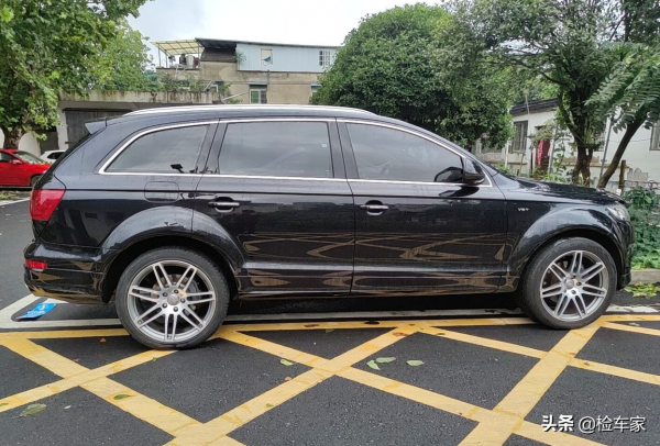 新款不如老款霸氣!花36萬買輛開了6年的頂配奧迪Q7,值不值? 新款不如老款霸氣!花36萬買輛開了6年的頂配奧迪Q7,值不值?