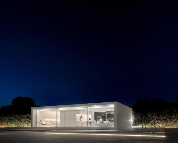 極簡主義創新型住宅:細節精確完美,居住空間冰冷又高階 極簡主義創新型住宅:細節精確完美,居住空間冰冷又高階