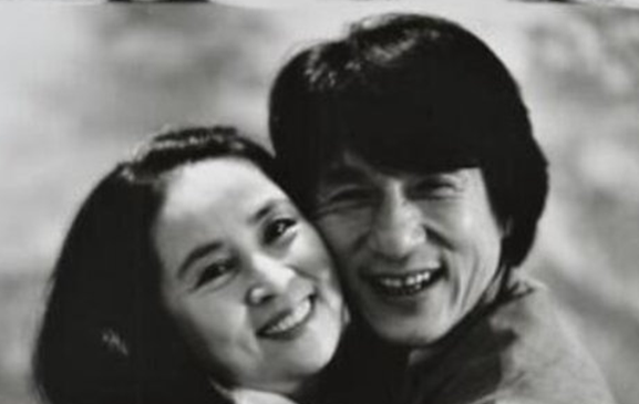 成龍:3段情感2個孩子,兒子鋃鐺入獄毀前程,女兒落魄撿破爛 成龍:3段情感2個孩子,兒子鋃鐺入獄毀前程,女兒落魄撿破爛