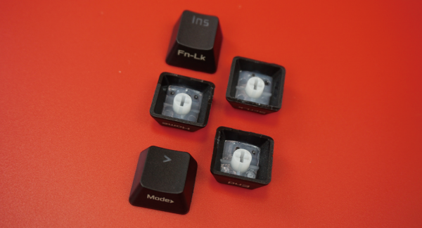 小巧玲瓏,加持自研軸體!ROG魔導士NX無線機械鍵盤 小巧玲瓏,加持自研軸體!ROG魔導士NX無線機械鍵盤