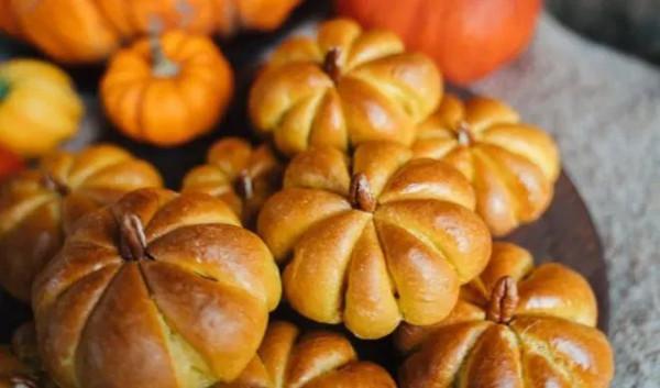 德國&quot;李子柒&quot;爆改農房過田園生活，連洗衣粉都自制