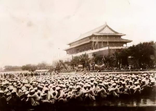 楊尚昆接手中央辦公廳，毛澤東親筆簽名，托葉劍英轉交特別委任狀