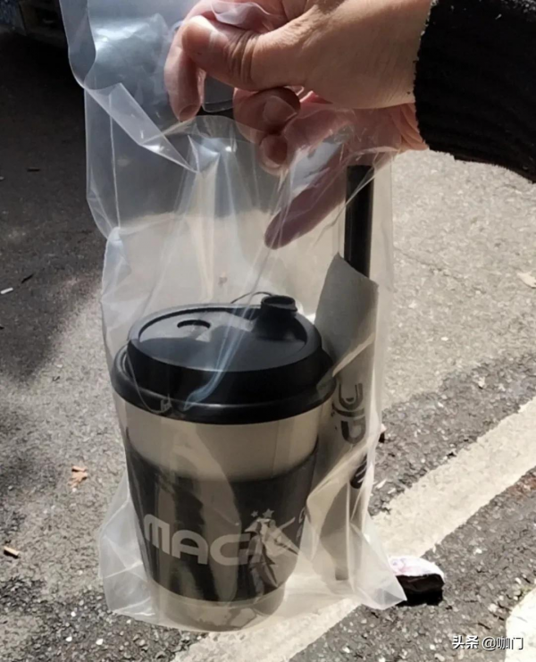 開店半年負債30萬：咖啡今年這麼火，生意卻更難做了？