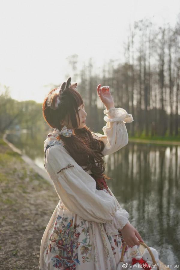 Lolita：鹿鹿帶小羊漫步春之森林