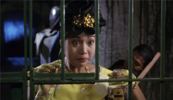 香港影壇8對姐妹花：梅豔芳姐妹倆已去世，陳秀雯陳加玲淡出銀幕