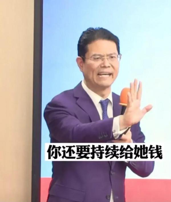 只要以拳師的口吻說一件嚴肅的事情，大機率是假的