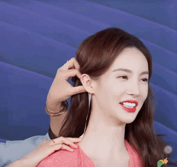 劉詩詩的煙燻妝殺瘋了?這就是人間黑天鵝吧 劉詩詩的煙燻妝殺瘋了?這就是人間黑天鵝吧