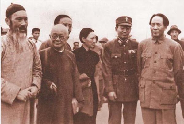 1950年，張治中到南海密會蔣經國，凌晨兩點接葉劍英通知：快撤