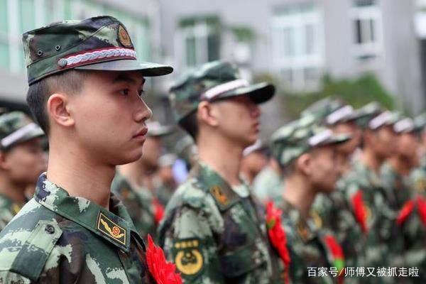 部隊上的嘉獎是什麼意思？和立功有什麼不一樣？