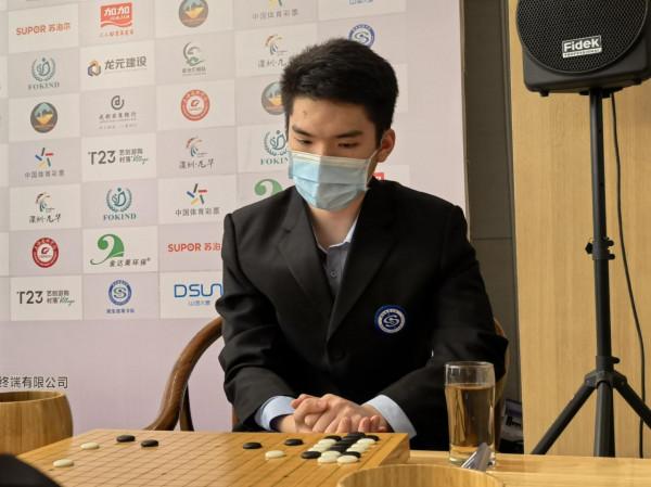 2021圍甲季後賽第二輪第2場圖集：柯羋辜丁頂尖對抗