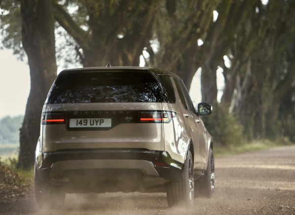 契合家庭所需的全能車型，全新路虎發現有何獨特魅力？