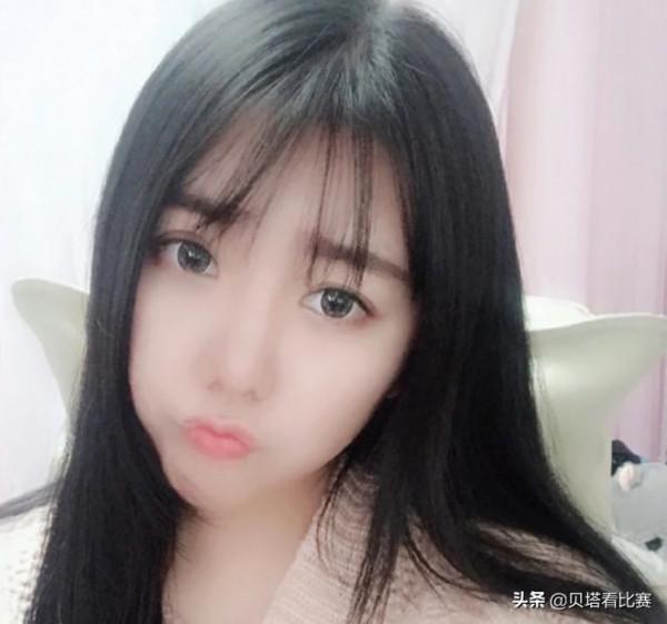 電競網紅收入公佈:張大仙3年賺4億!小團團收入3億,PDD收入1億 電競網紅收入公佈:張大仙3年賺4億!小團團收入3億,PDD收入1億