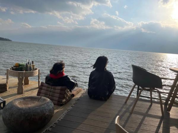 帶父母旅行，逃得更遠，還是拉得更近