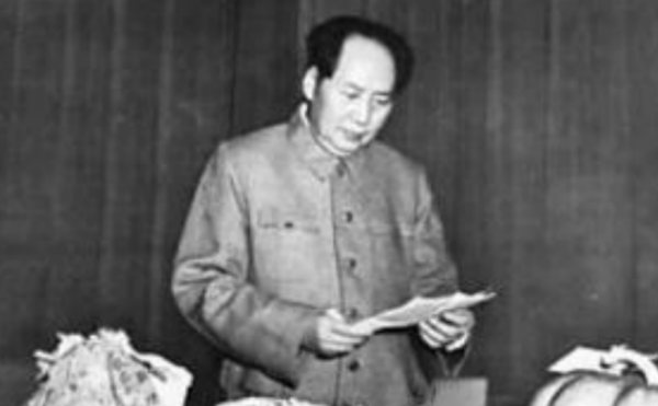 女土匪頭子被逮捕,毛主席將她無罪釋放,她在7年後當選政協委員 女土匪頭子被逮捕,毛主席將她無罪釋放,她在7年後當選政協委員