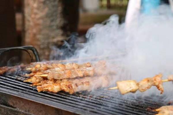 推薦丨這個冬天，請你到雲南邊烤火邊吃美食！
