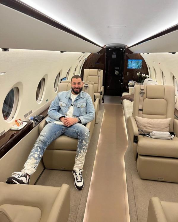 「社交秀」曼聯眾將告別索帥 旺達伊卡爾迪開啟秀恩愛模式 「社交秀」曼聯眾將告別索帥 旺達伊卡爾迪開啟秀恩愛模式