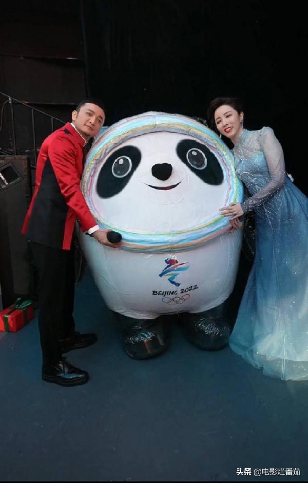 元宵晚會彩排：金晨美目顧盼，小撒如鄰家哥哥，萬茜短髮衛衣颯爽