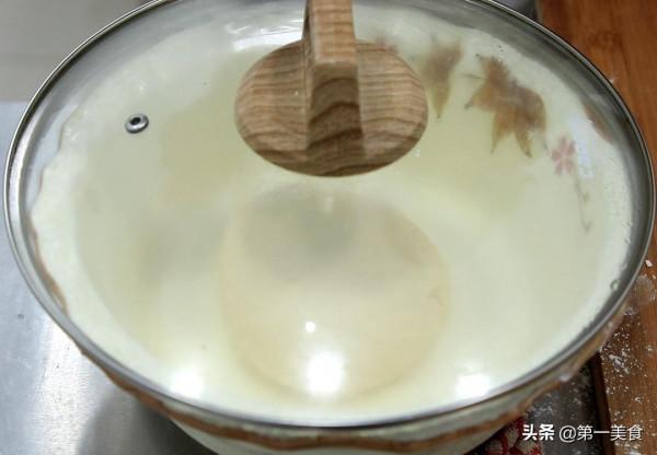 想要醬香餅好吃，一看醬料的熬製，二看如何用水，醬香濃郁又鬆軟