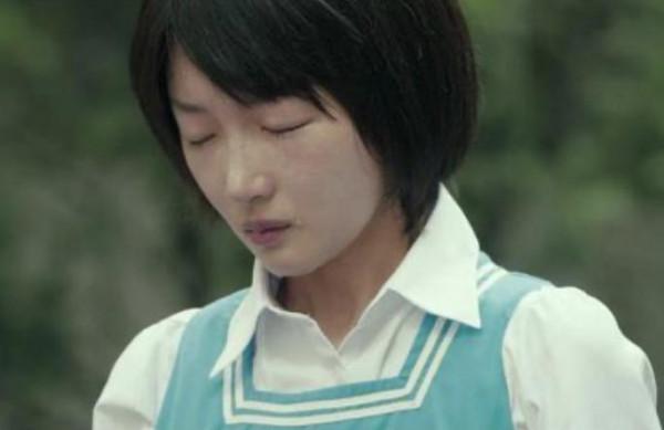 女星校服造型難駕馭？有人32歲仍像高中生，有人像媽偷穿女兒衣服