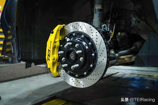 TEI Racing本田十代雅閣改裝P40NS四活塞卡鉗前輪剎車套裝後加大碟 TEI Racing本田十代雅閣改裝P40NS四活塞卡鉗前輪剎車套裝後加大碟