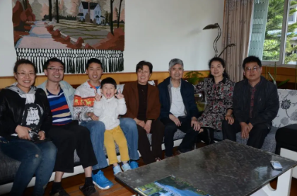 奇緣!祖孫三代都是大學老師,任職同一所大學,祖父還是留美歸國博士! 奇緣!祖孫三代都是大學老師,任職同一所大學,祖父還是留美歸國博士!