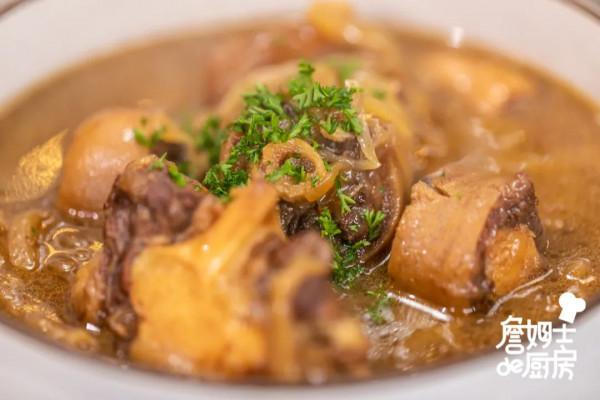 冬日最愛!2步做好一週不愁,每一口都是滿滿的膠原蛋白 冬日最愛!2步做好一週不愁,每一口都是滿滿的膠原蛋白