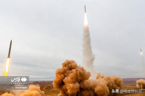 目標是以色列核中心！伊朗演練彈道導彈叢集突擊，靶子太有指向性