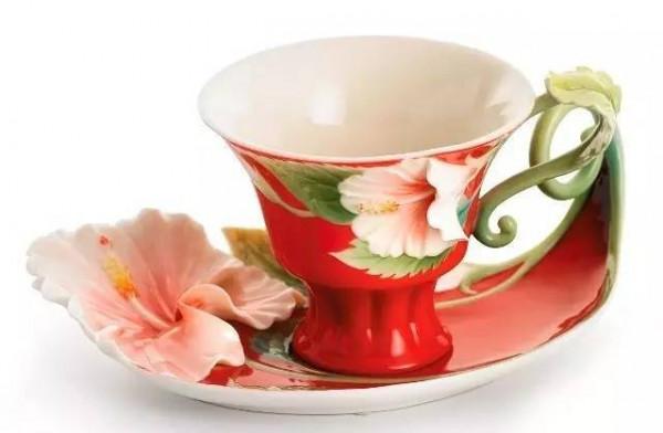 瓷器花樣新玩法,美得讓人目不轉睛。(法藍瓷) 瓷器花樣新玩法,美得讓人目不轉睛。(法藍瓷)