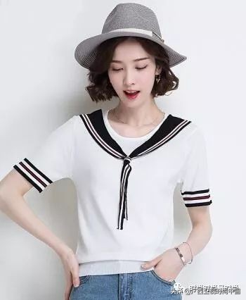 迎面一股海軍風，減齡顯瘦小能手