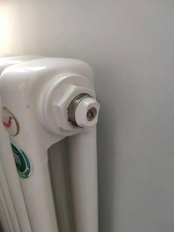 暖氣不熱就洗地暖？10種解決暖氣回水管不熱的辦法，別再被坑了