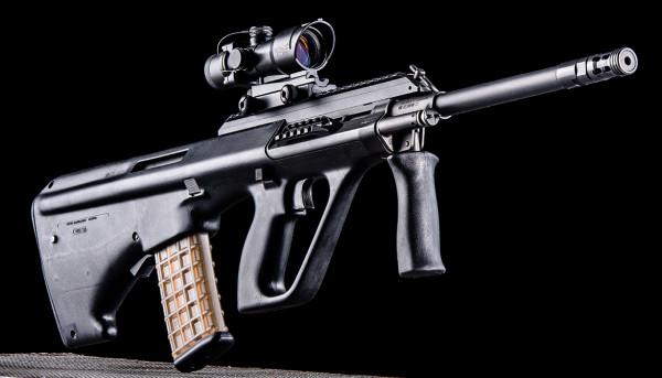 無託步槍中的翹楚，一代名槍AUG，其設計到底有何獨到之處？