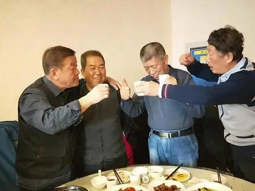 全國哪的白酒最好喝?經過對比,6種白酒高調出爐,有你家鄉的嗎 全國哪的白酒最好喝?經過對比,6種白酒高調出爐,有你家鄉的嗎