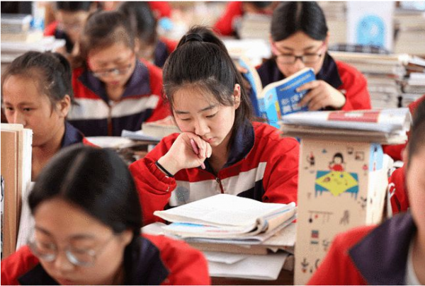 高考後才懂,在普高當雞頭和重點高中鳳尾的差距,幸好當初沒選錯 高考後才懂,在普高當雞頭和重點高中鳳尾的差距,幸好當初沒選錯