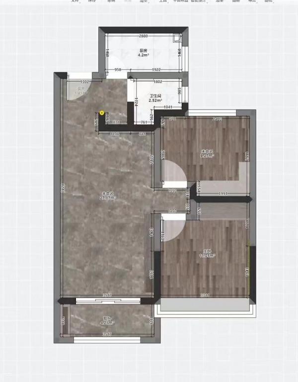 她家只有55平米，全屋裝修成大白牆，陽臺做拱門，鄰居都直呼好看