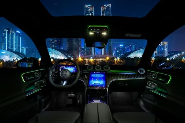 新的起點 道路試駕第六代賓士C級轎車