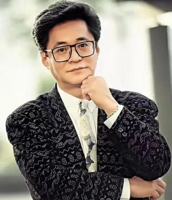 金庸去世3年了，她們都走了