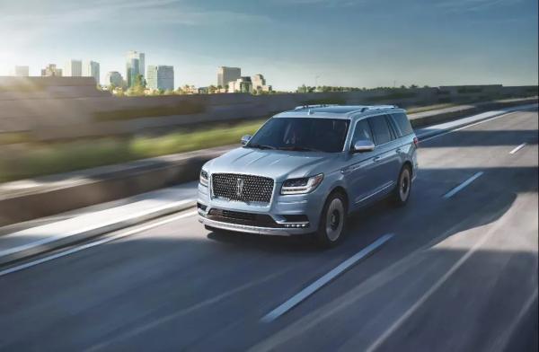 油價持續上漲,一箱油不見“半個月工資”!這些車白送都養不起 油價持續上漲,一箱油不見“半個月工資”!這些車白送都養不起