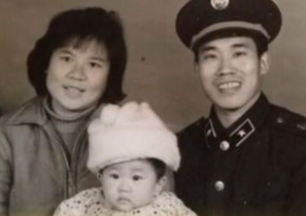 女兒杜金京懷孕6個多月離婚，杜旭東暗自抹淚，只給出一個字：離