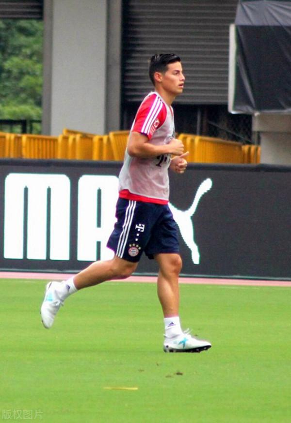 “醫生，我一在豪門待著就不舒服”盤點那些在豪門踢不出來的巨星