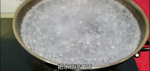 鹹鴨蛋的秘製配方，二十年經驗告訴你，保證個個出油，越吃越香