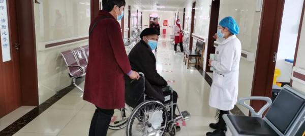 春節我在崗 守護您健康——州中醫醫院春節期間實行無假日門診