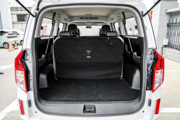 10萬能買到的3款大牌MPV，空間都很大，風行、歐尚、五菱誰更值？